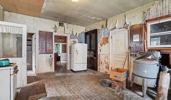 220 Cora St, Allegan, MI 49010