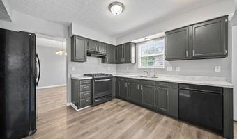 2839 Beal Dr, Columbus, OH 43232