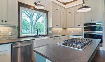 507 N Wickham St, Alvord, TX 76225