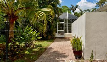 18220 Elmwood Dr, Alva, FL 33920