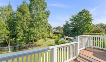 49 Holbrook Dr, Beaufort, SC 29902