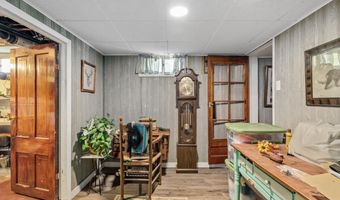 1214 E 23RD St, Cheyenne, WY 82001