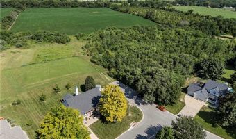 3401 N 154th St, Basehor, KS 66007
