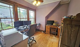 30 Chapin St, Brattleboro, VT 05301