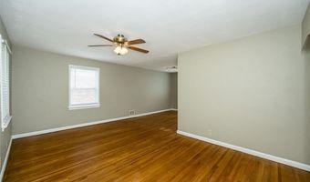 7040 Rhodes Ave, Affton, MO 63123