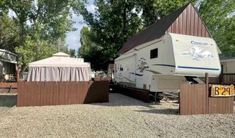 29 B St, Cascade, ID 83611