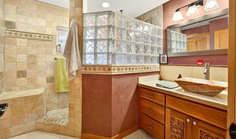 2026 Ashland Mine Rd, Ashland, OR 97520