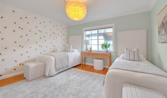 32 N Almansor Street D, Alhambra, CA 91801