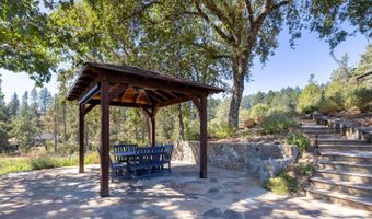 875 White Cottage Rd N, Angwin, CA 94508