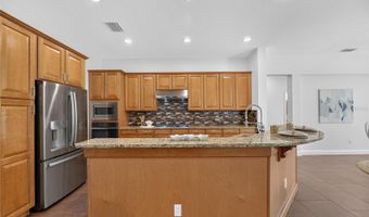 824 ISLEBAY Dr, Apollo Beach, FL 33572