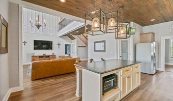 722 Lakeshore Dr, Autaugaville, AL 36003