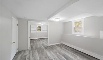 34 Winsor Ave, Johnston, RI 02919