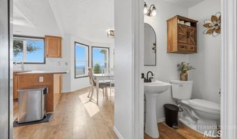 24440 Kenridge Rd, Caldwell, ID 83607