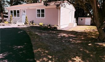 1 Colony Dr, Johnston, RI 02919