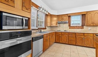 112 E 7th St, Roanoke Rapids, NC 27870