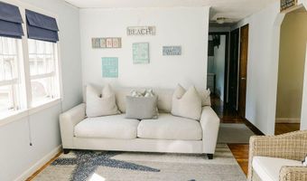 22 Presidents Rd, Bourne, MA 02532