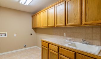 1904 Santa Rosa Dr, Alice, TX 78332