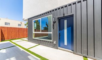 6700 Balboa, Los Angeles, CA 91406