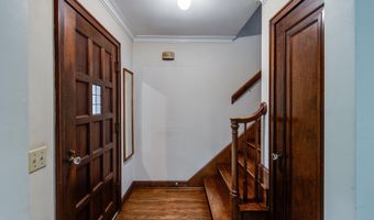 4234 Doncaster Dr, Madison, WI 53711