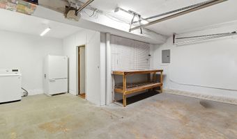 59 Park Ave, Bayville, NJ 08721