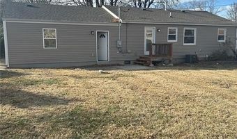 204 Hillsdale Dr, Ballwin, MO 63011