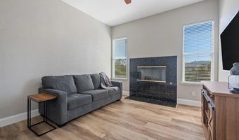 26112 Crescendo Dr, Escondido, CA 92026