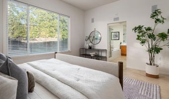 7886 Sitio Abeto, Carlsbad, CA 92009
