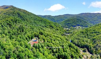 V/L Wolf Crossing, Bakersville, NC 28705