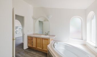 222 8th St, Carlin, NV 89822