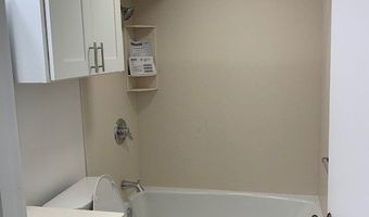 825 Coolidge St 204, Honolulu, HI 96826