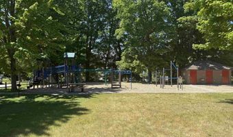 8923 SE Torch Lake Dr, Alden, MI 49612