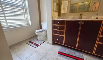 1209 N CHARLES St 202, Baltimore, MD 21201
