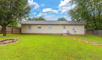 37 W Tracy St, Bells, TN 38006