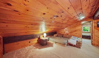 6-8 Field Dr, Ashland, NH 03217