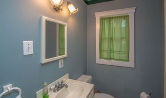 8 Kearsarge St, Bartlett, NH 03812