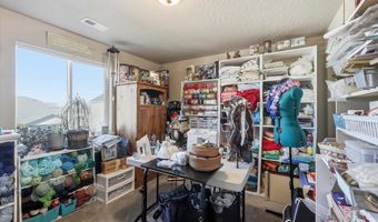 204 S Lawson St, Airway Heights, WA 99001