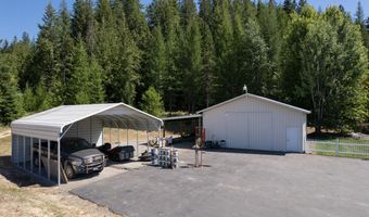 6481 Tamarack Ln, Bonners Ferry, ID 83805