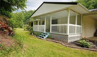 2569 Straight Fork Rd, Alkol, WV 25501