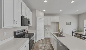 2308 Chan Dr, Adel, IA 50003
