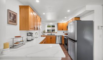 17130 NW VALSETZ Ct, Beaverton, OR 97006