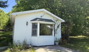 8923 SE Torch Lake Dr, Alden, MI 49612