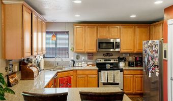 216 CHURCHILL DOWNS St, Albany, OR 97322