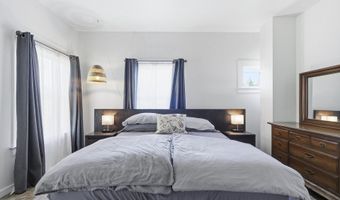24051 NE AIRPORT Rd, Aurora, OR 97002