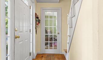 81 Richardson St, Bath, ME 04530