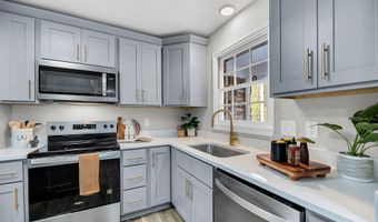 1393 Secessionville Rd, Charleston, SC 29412
