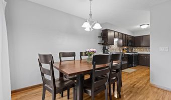 13941 Herald Ct, Apple Valley, MN 55124