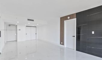 20335 W Country Club Dr 1902, Aventura, FL 33180