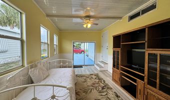 805 Wren Cir, Barefoot Bay, FL 32976
