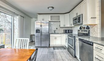 42 Highland Ave, Ansonia, CT 06401