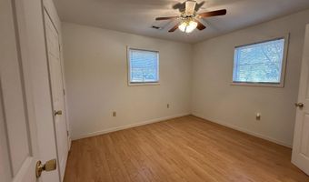 6257 E Calvertville Rd, Bloomfield, IN 47424